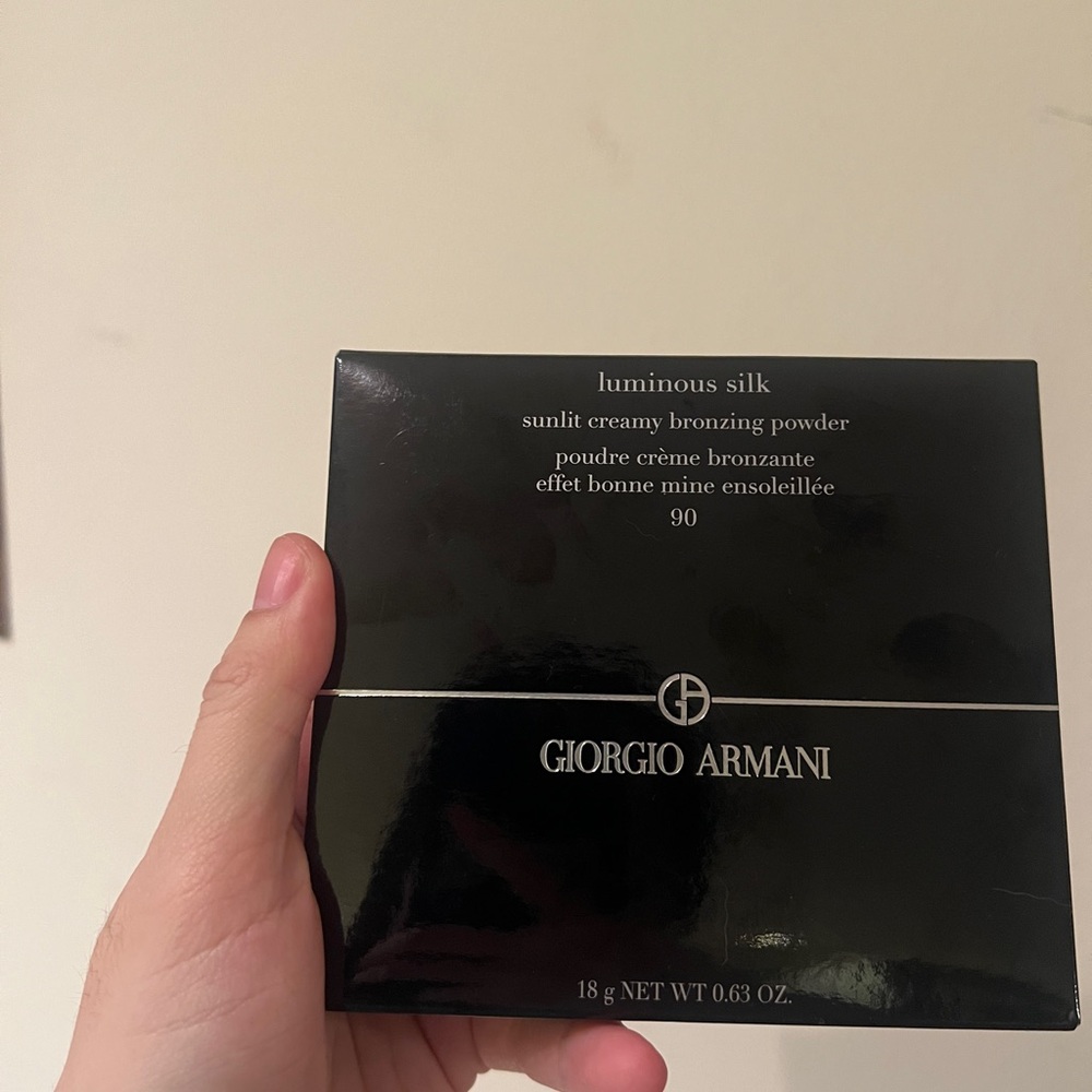 NEW ARMANI beauty Luminous Silk Creamy Bronzing Powder 18g/.63oz #90